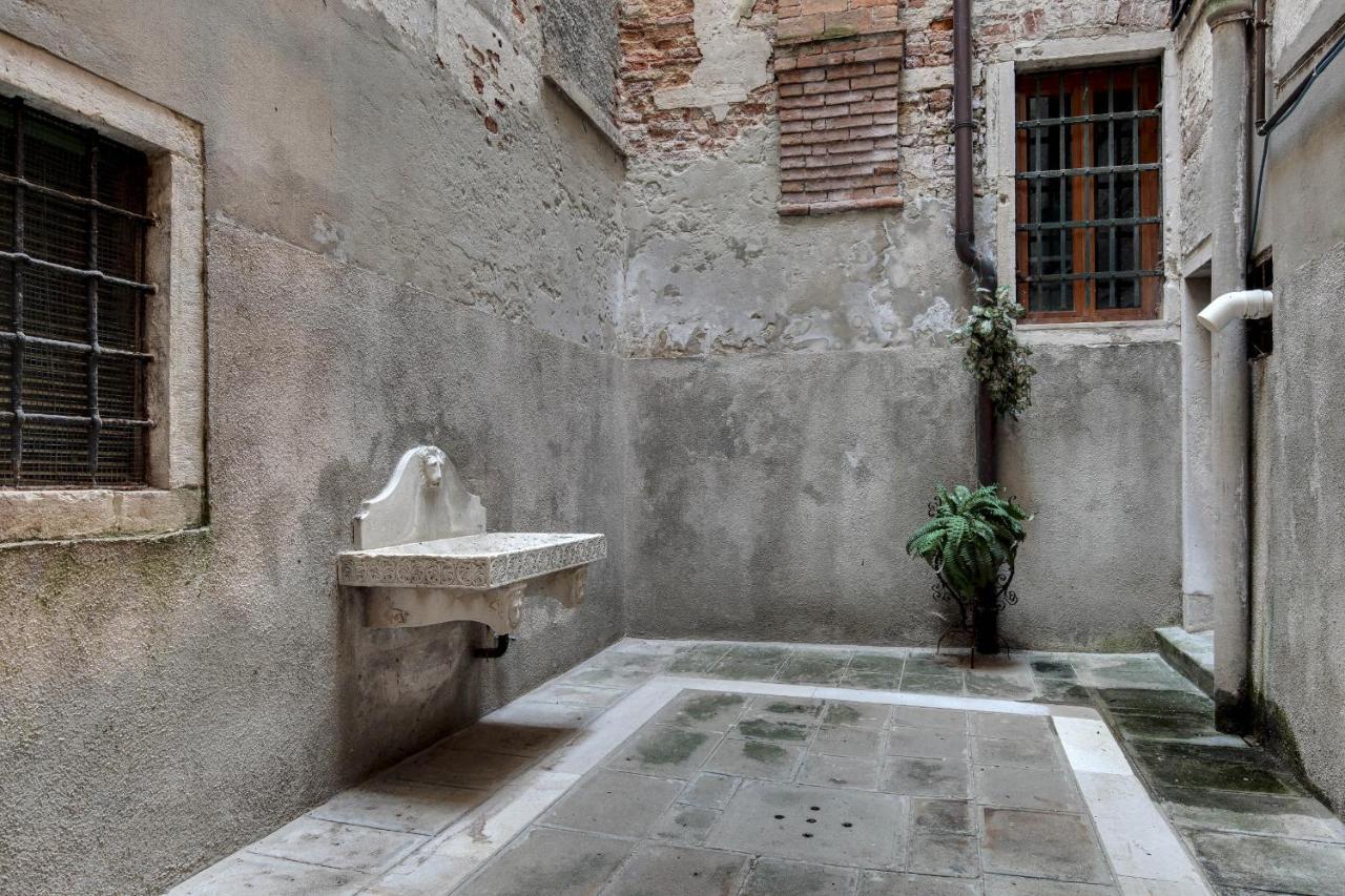 Canal View Suite In Rialto By Wonderful Italy Venice Exterior photo